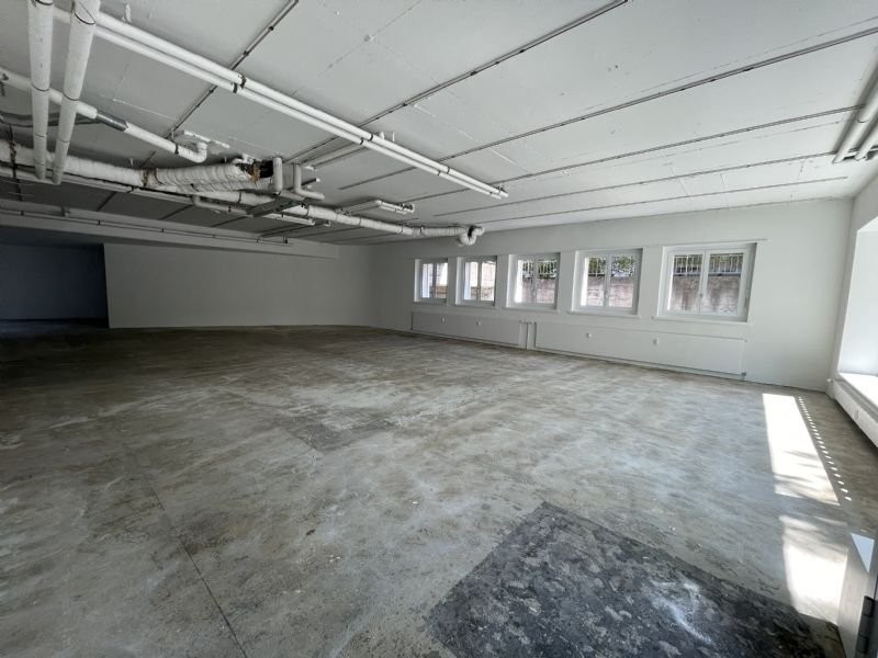 206m² commerciale