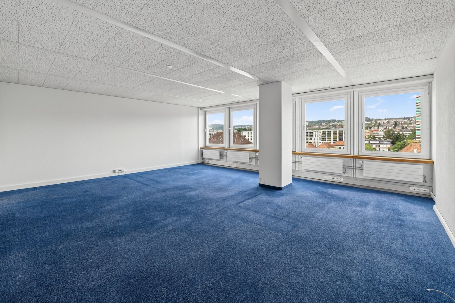 292m² office, Foto 3 von 10