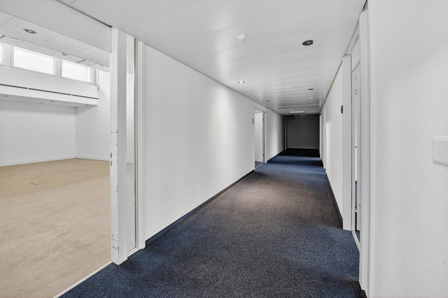 292m² office, Foto 8 von 10