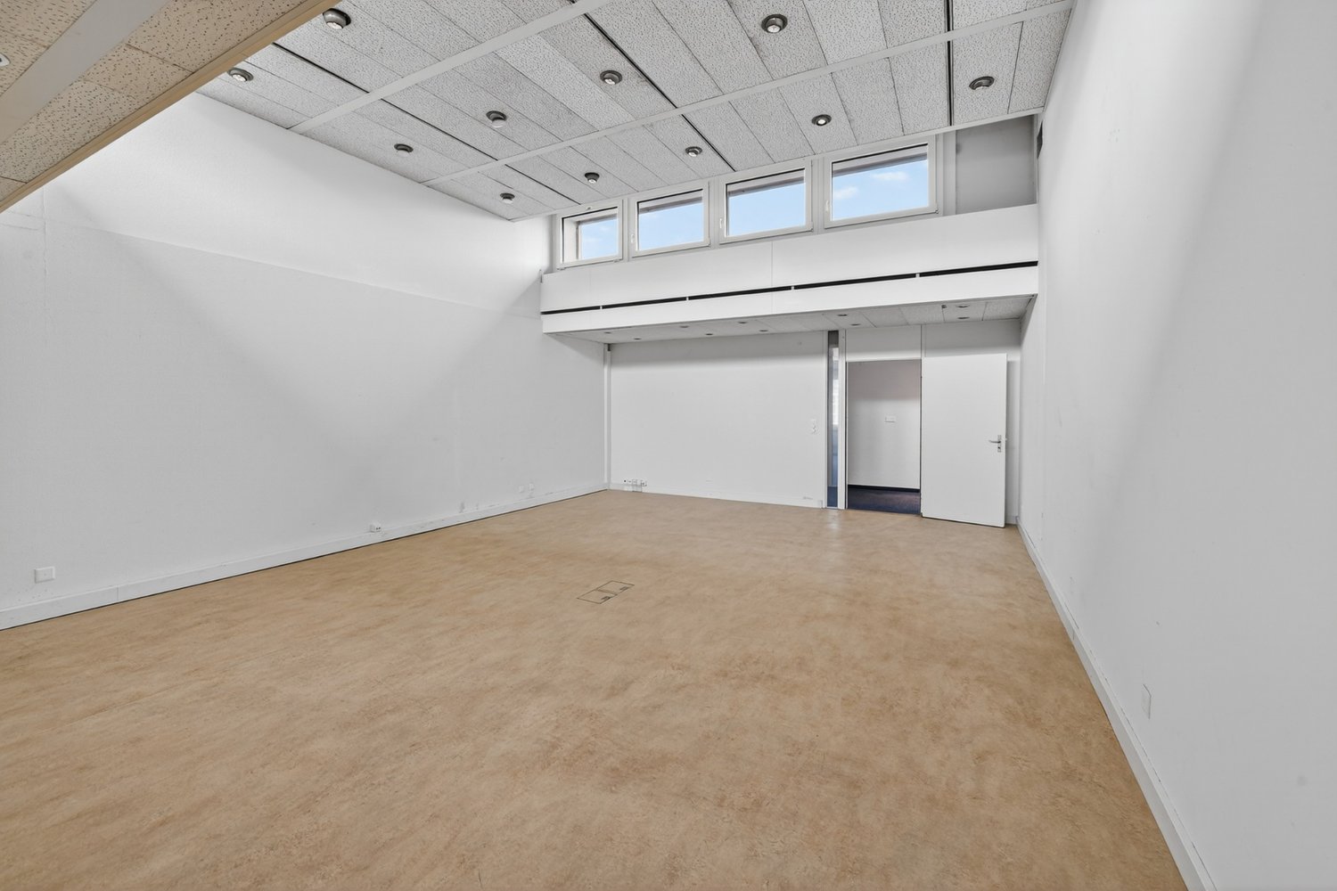 292m² office, Foto 10 von 10
