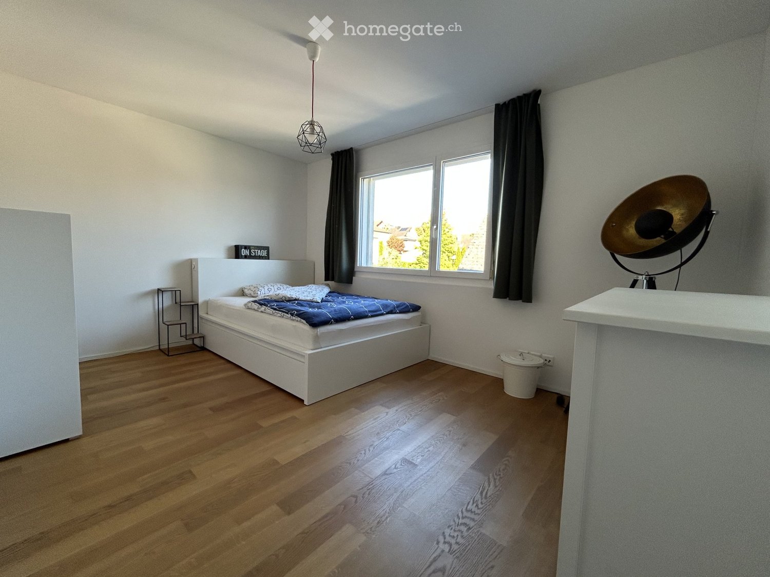 1 room single room