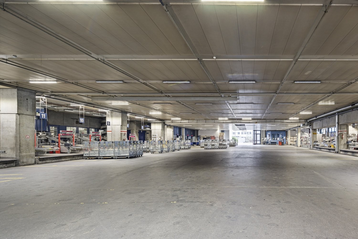 2200m² deposito, foto 4 di 6