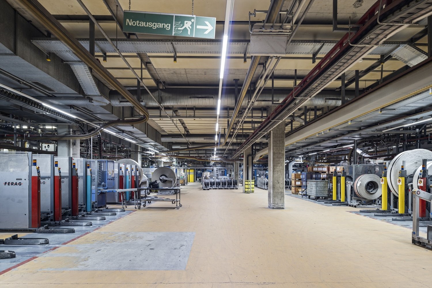 2200m² deposito, foto 5 di 6