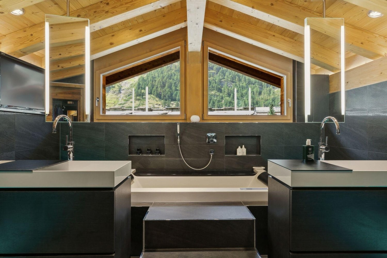 9 rooms chalet, Foto 6 von 10