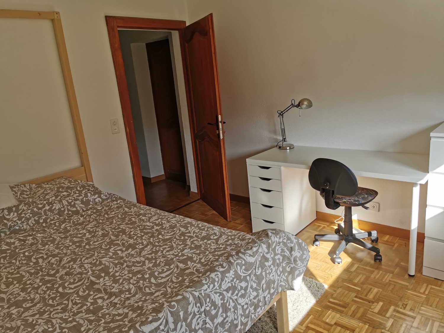 Stanza in un appartamento condiviso