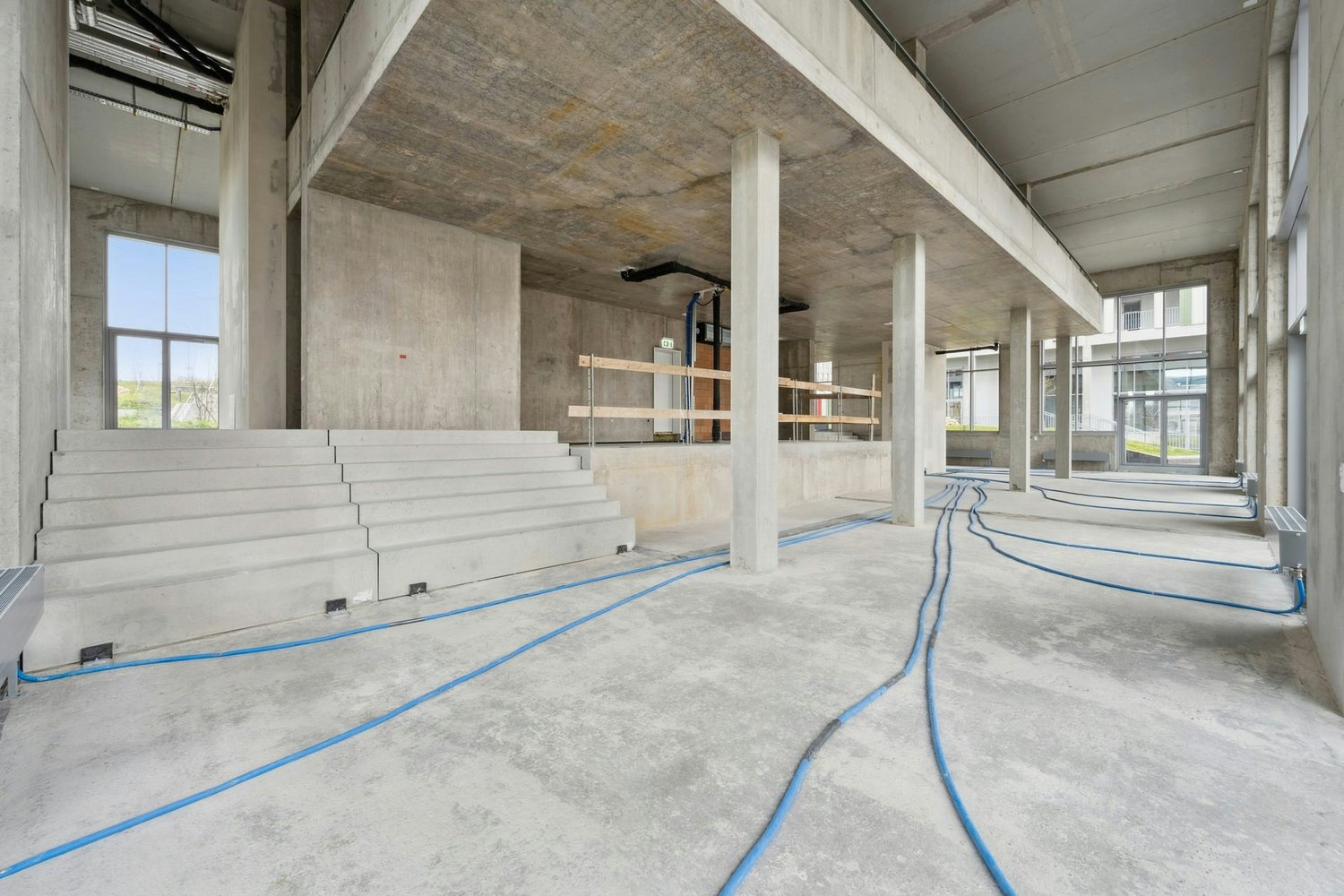 590m² commercial, Foto 2 von 10