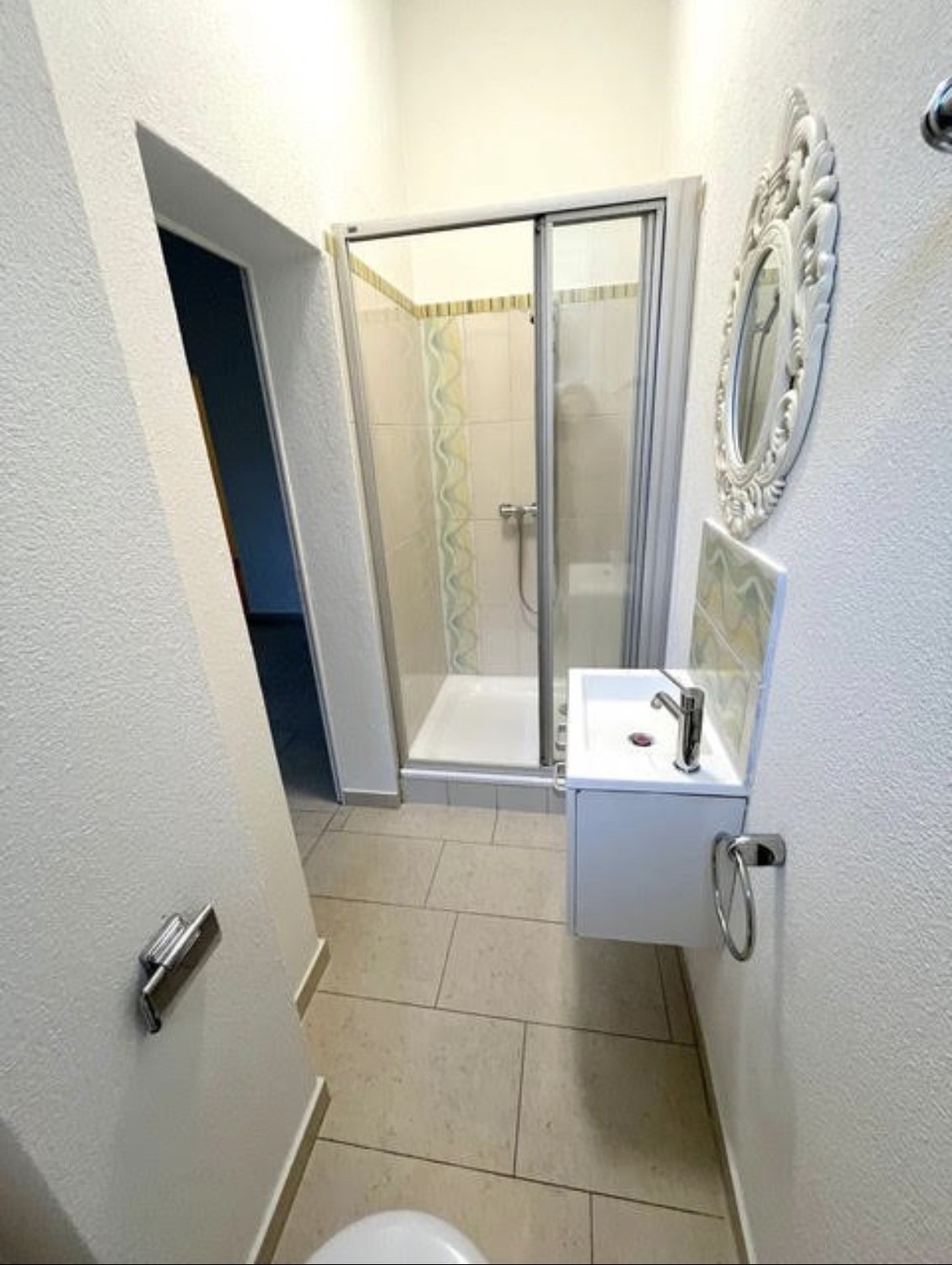 1 room apartment, Foto 3 von 3