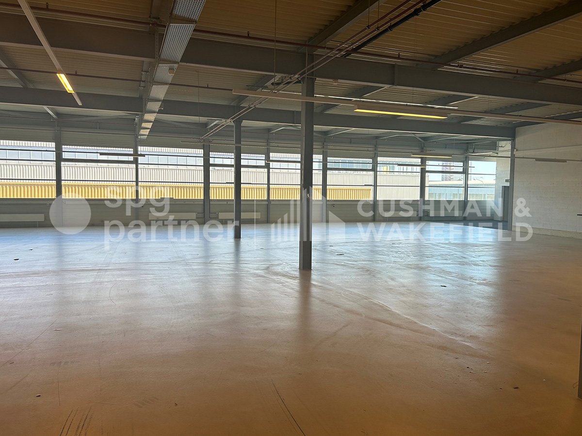 305m² storage room, Foto 4 von 10
