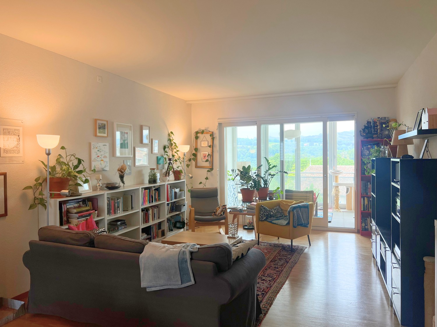 4 ½ Zimmer-Wohnung, Foto 1 von 6