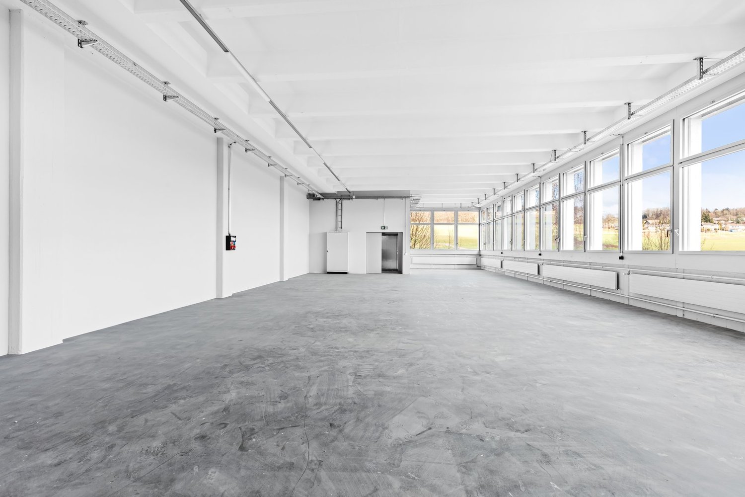 361m² industrial object, Foto 1 von 8