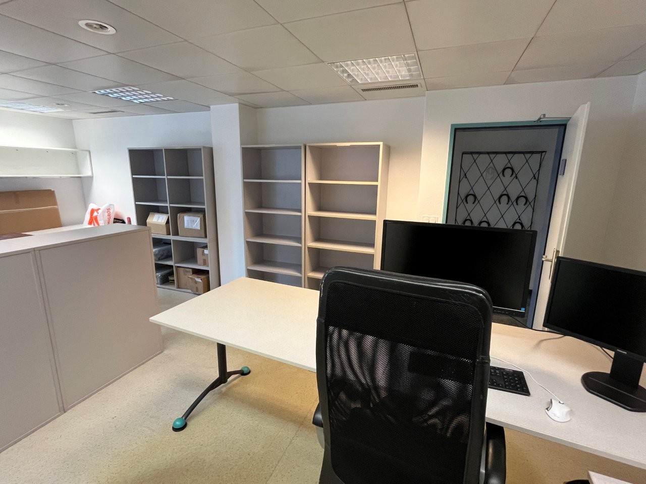 Office, Foto 2 von 6