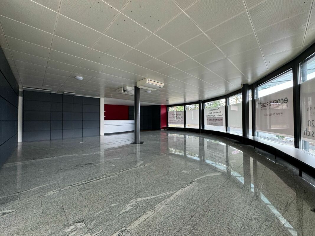 340m² commerciale