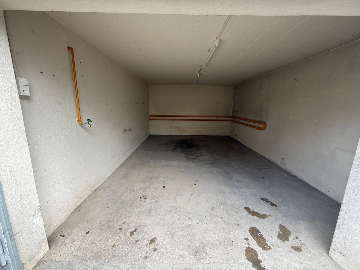Single garage
