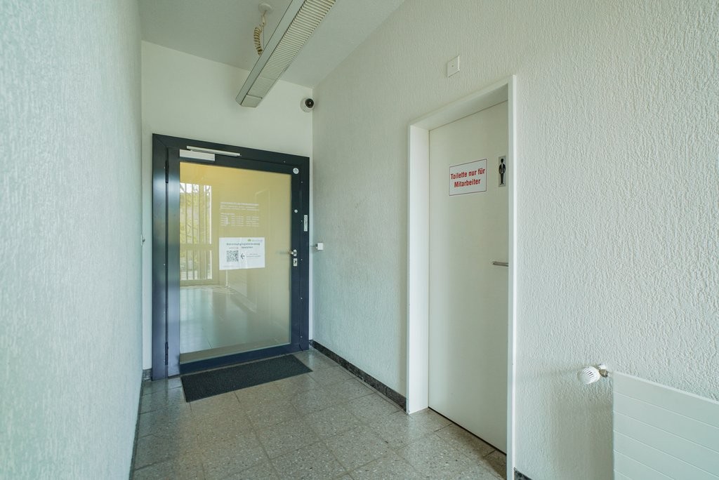 15m² office