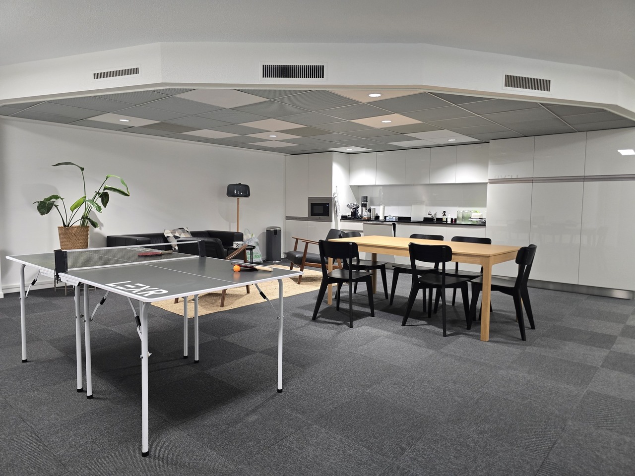 190m² office, photo 3 of 10