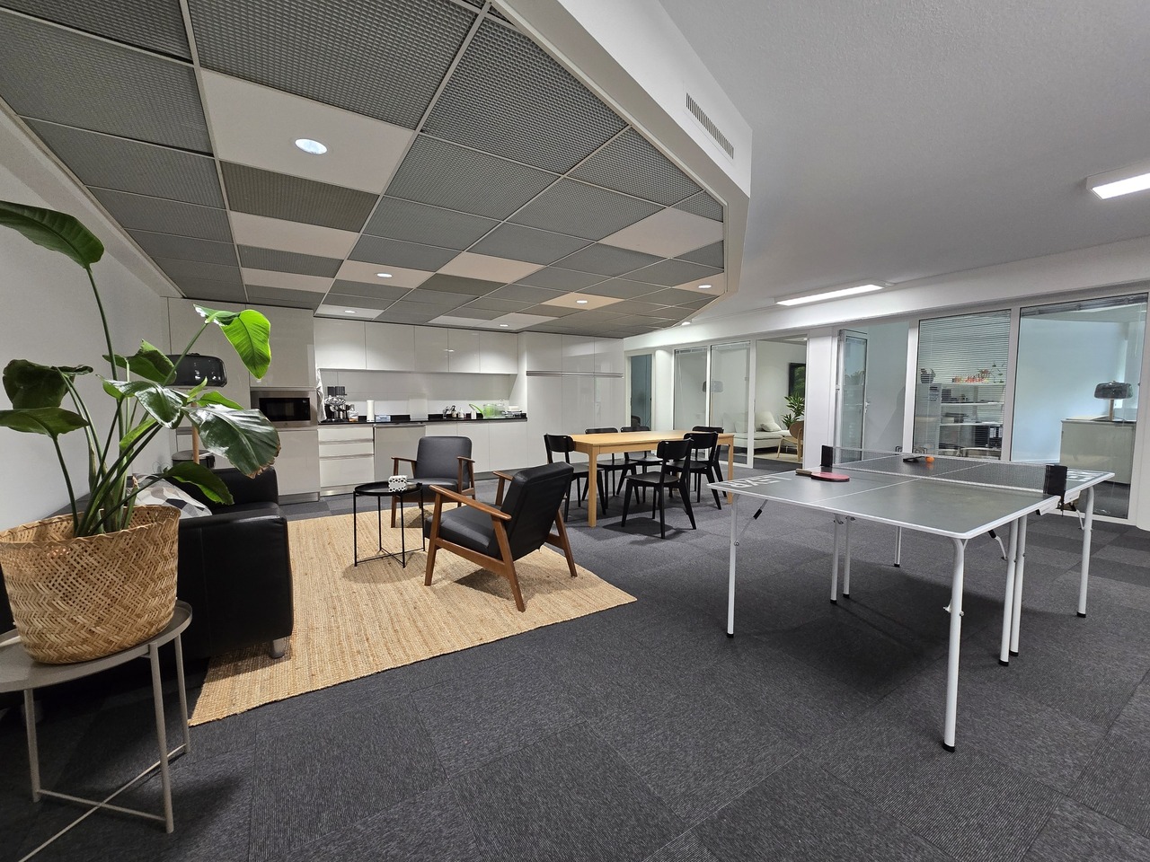 190m² office, photo 4 of 10