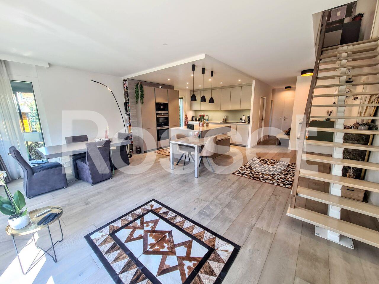 6 rooms apartment