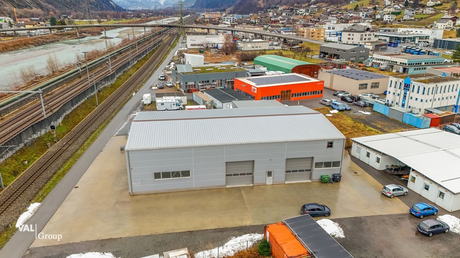 1060m² industrial object