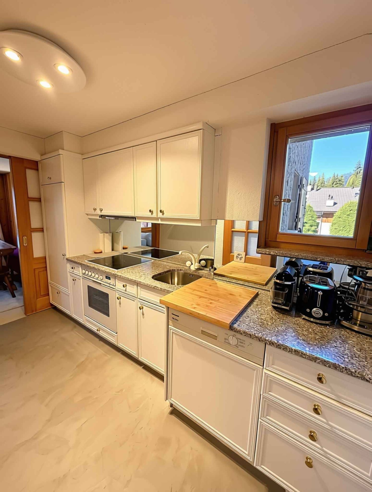 4 Zimmer möblierte Wohnung, Foto 5 von 8