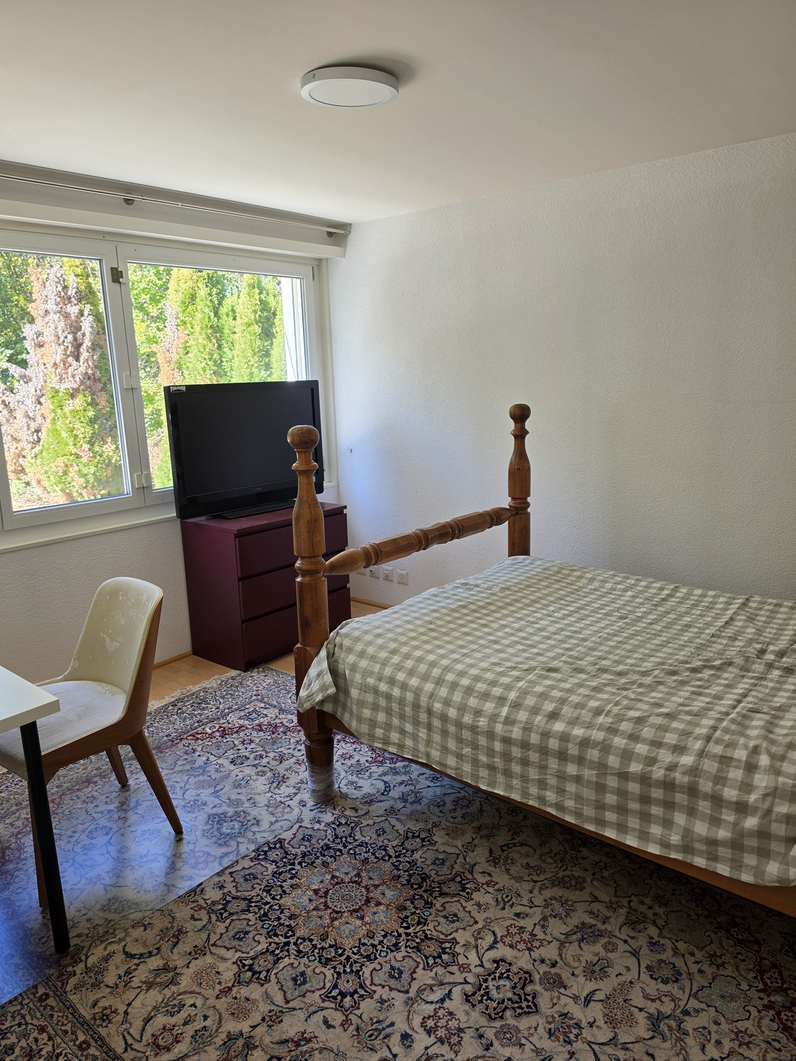 Zimmer in einer Wohngemeinschaft, Foto 2 von 8