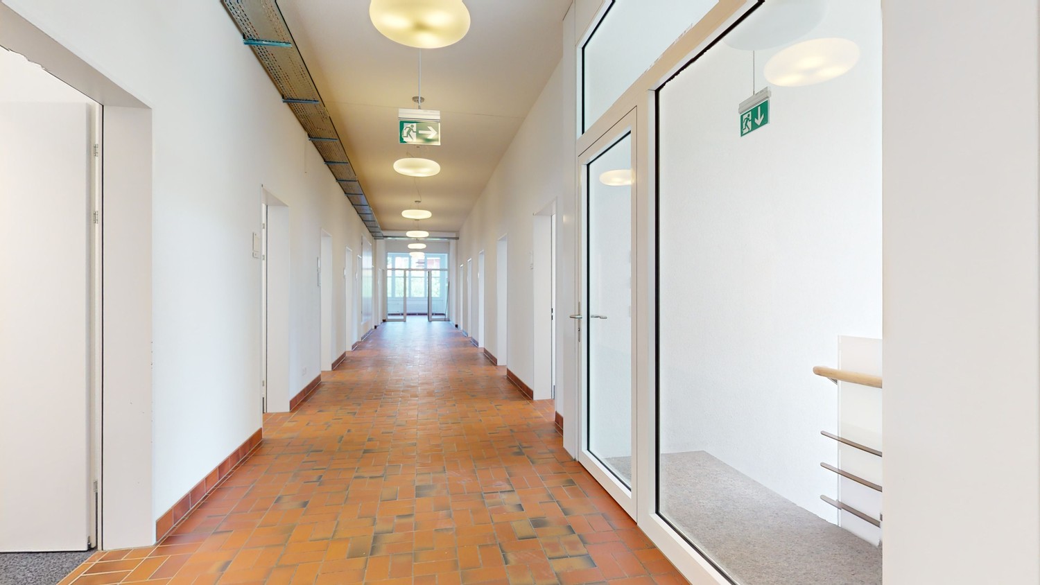 Office, Foto 5 von 7