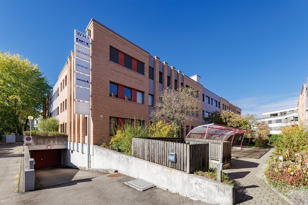 623m² office, photo 1 of 7