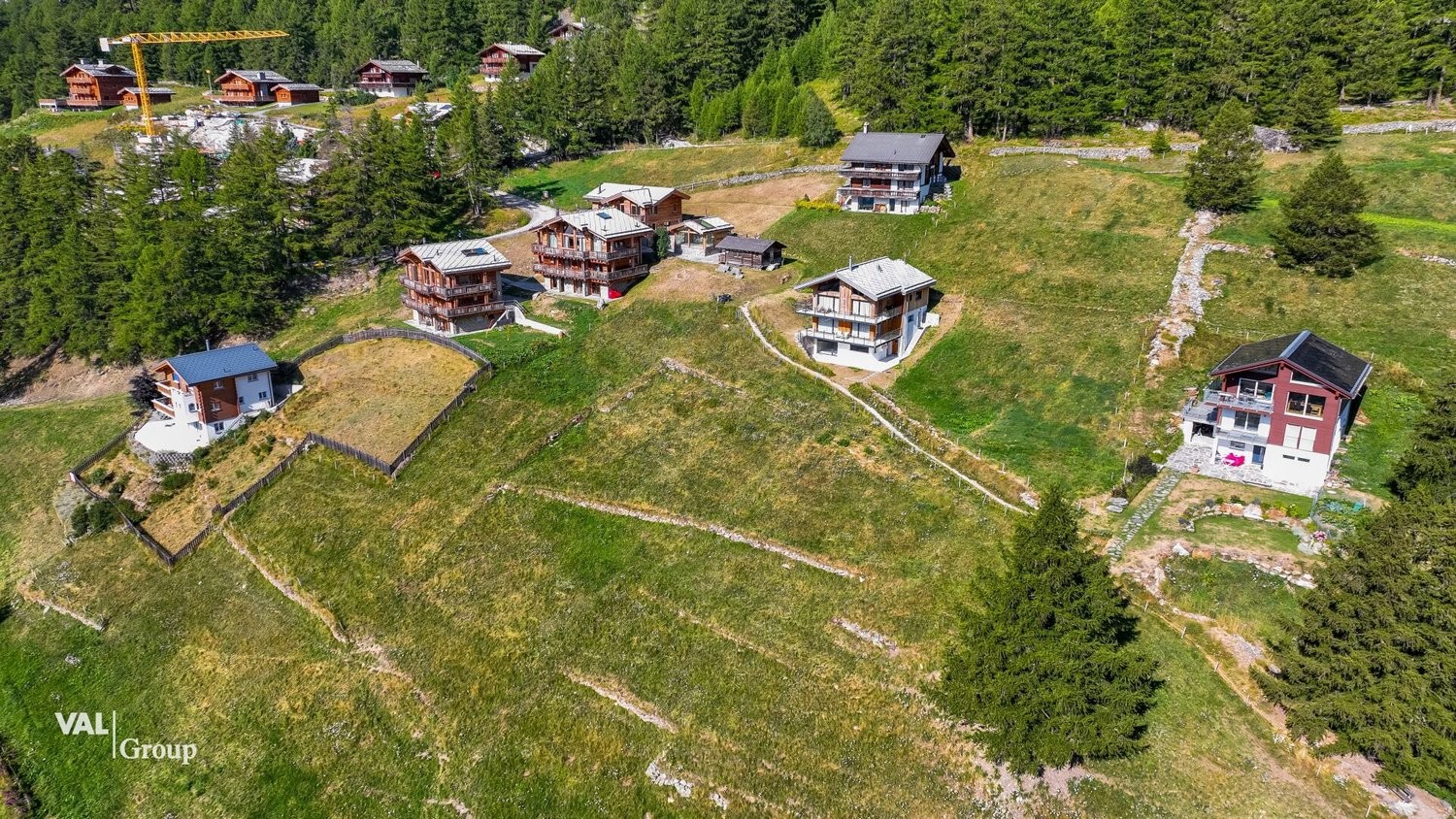 735m² terrain à bâtir