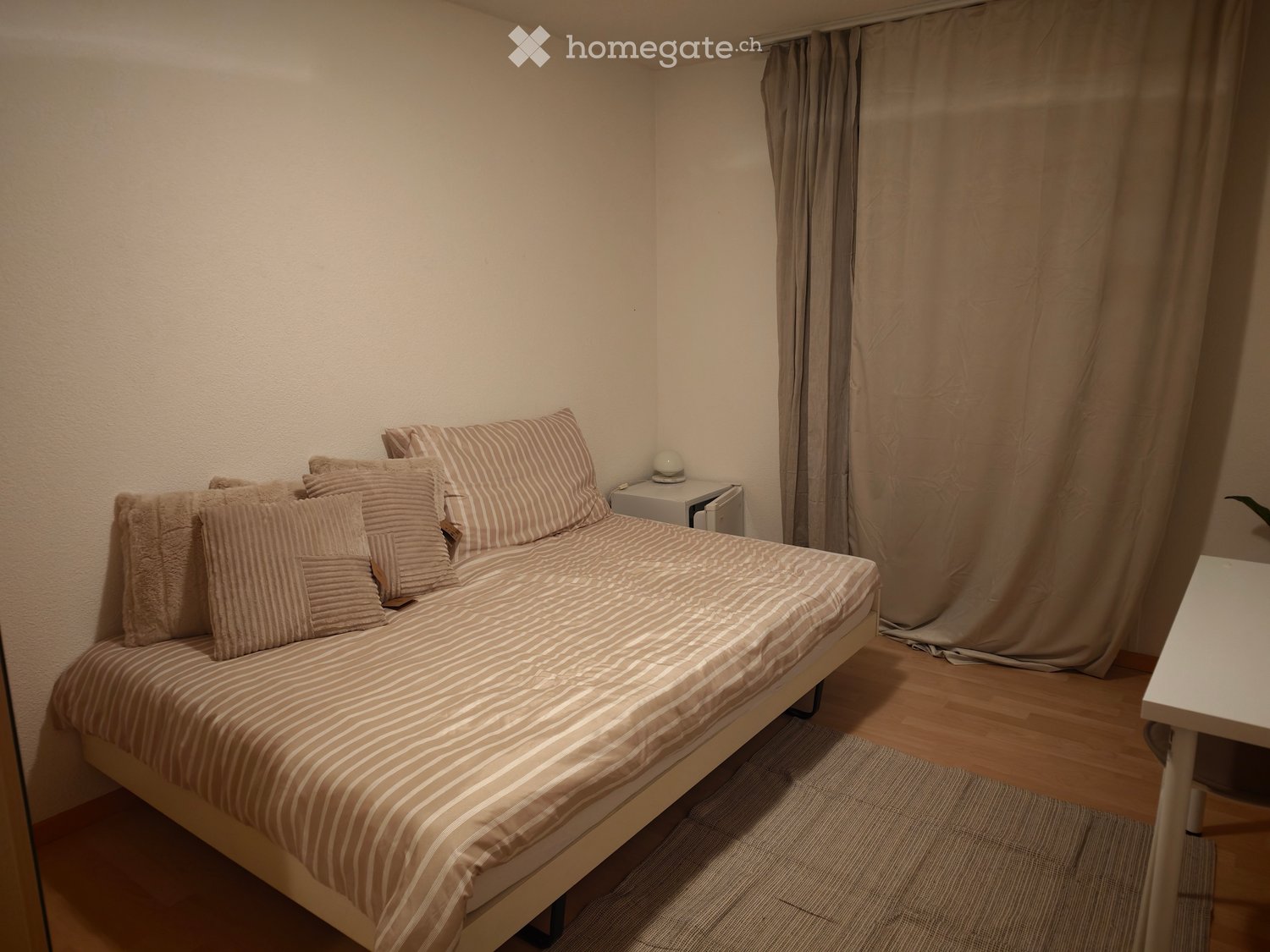 1 room single room