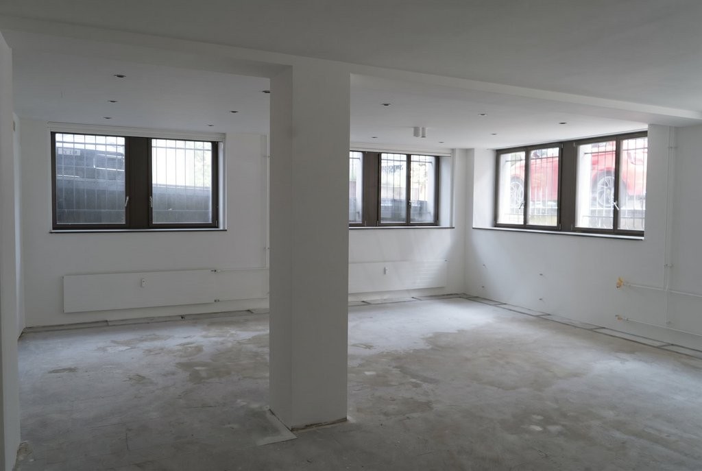 80m² commercial, Foto 1 von 4