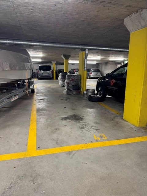 Open slot, Foto 1 von 2