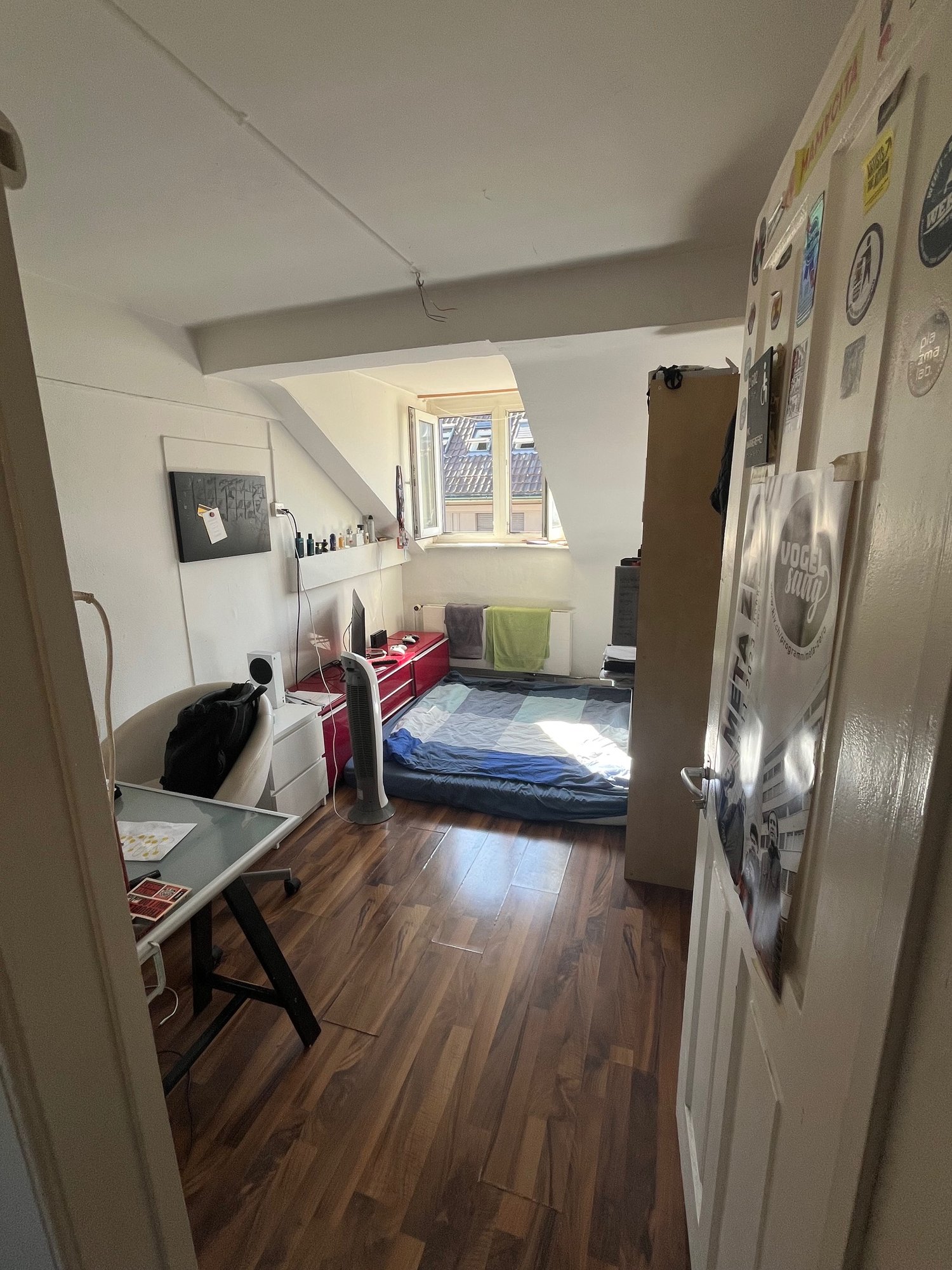 Room in a shared flat, Foto 1 von 8