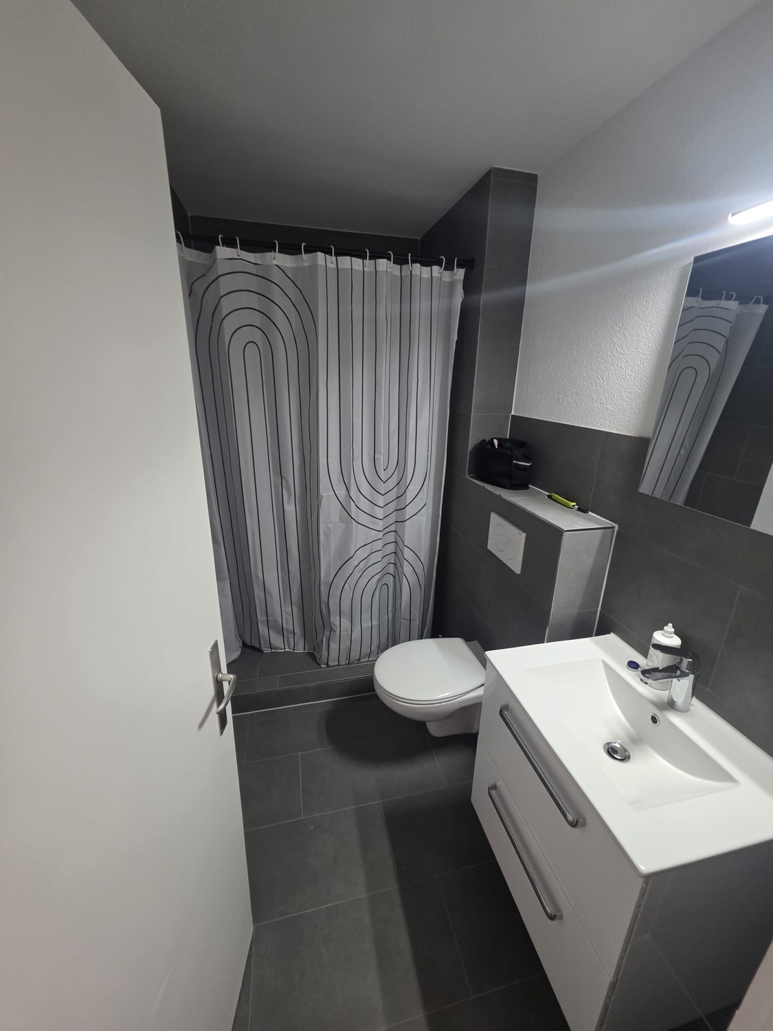 Chambre dans un appartement partagé