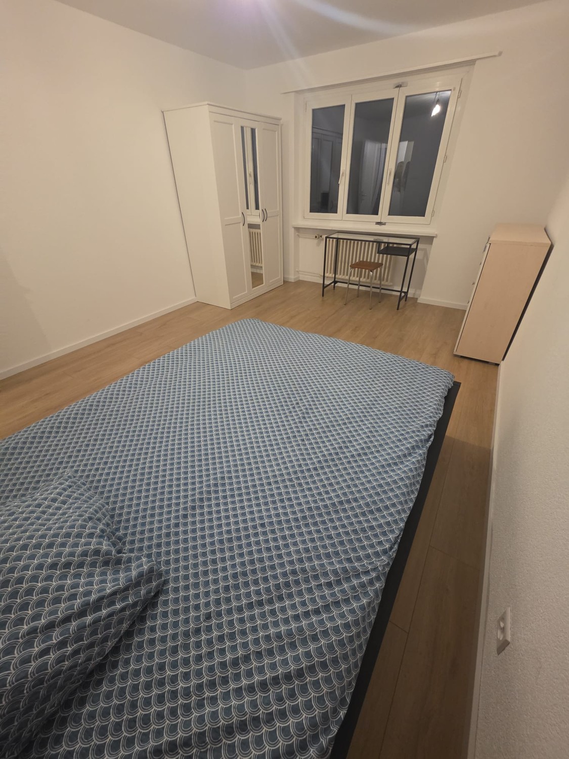 Chambre dans un appartement partagé