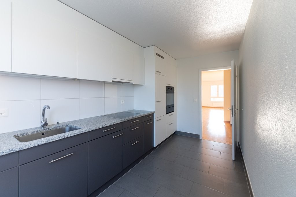4 pièces appartement, photo 2 sur 9