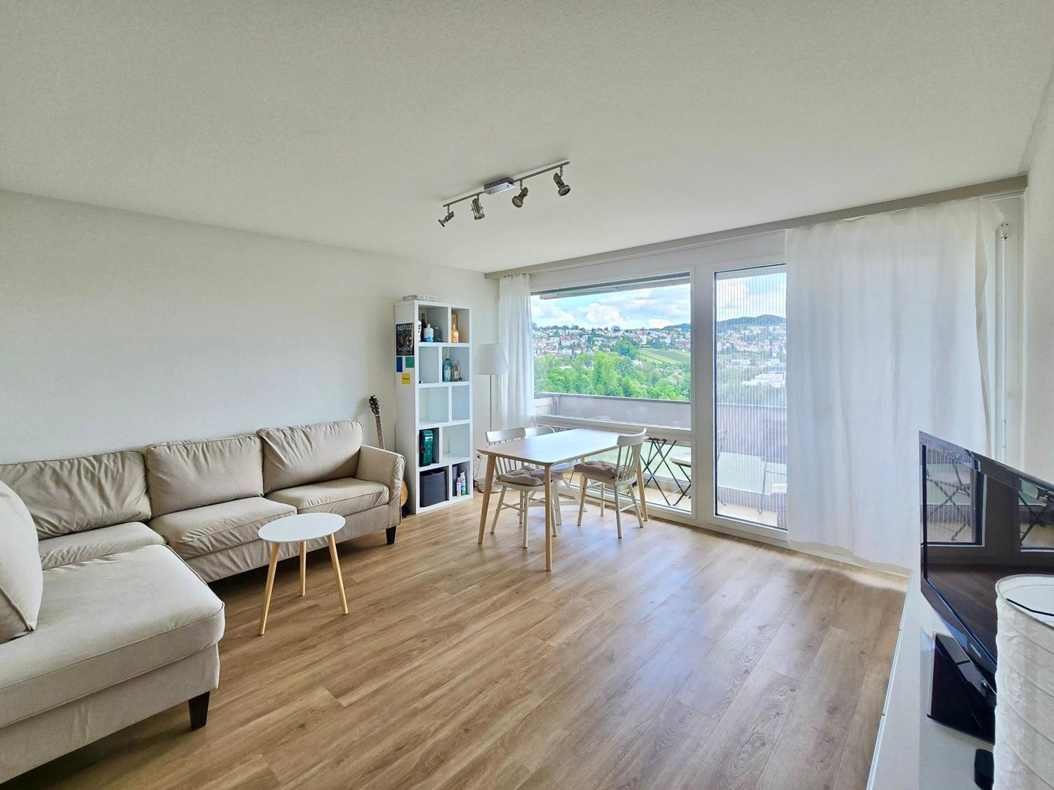 3-Zimmer-Wohnung, Foto 1 von 10