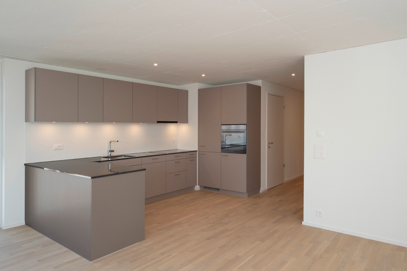 4 ½ rooms apartment, Foto 1 von 8