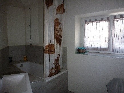 2 ½ Zimmer-Wohnung, Foto 3 von 4