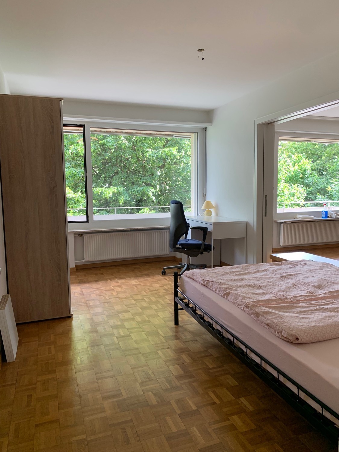 Chambre dans un appartement partagé