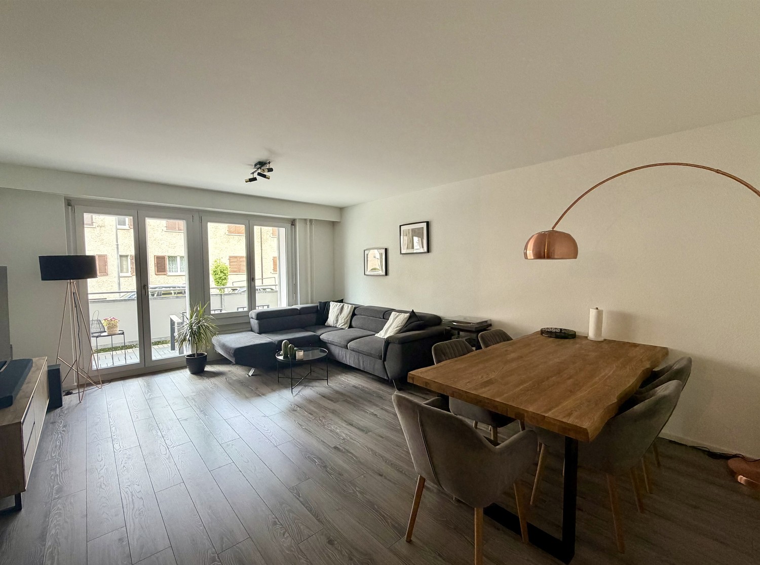 3-Zimmer-Wohnung, Foto 1 von 8
