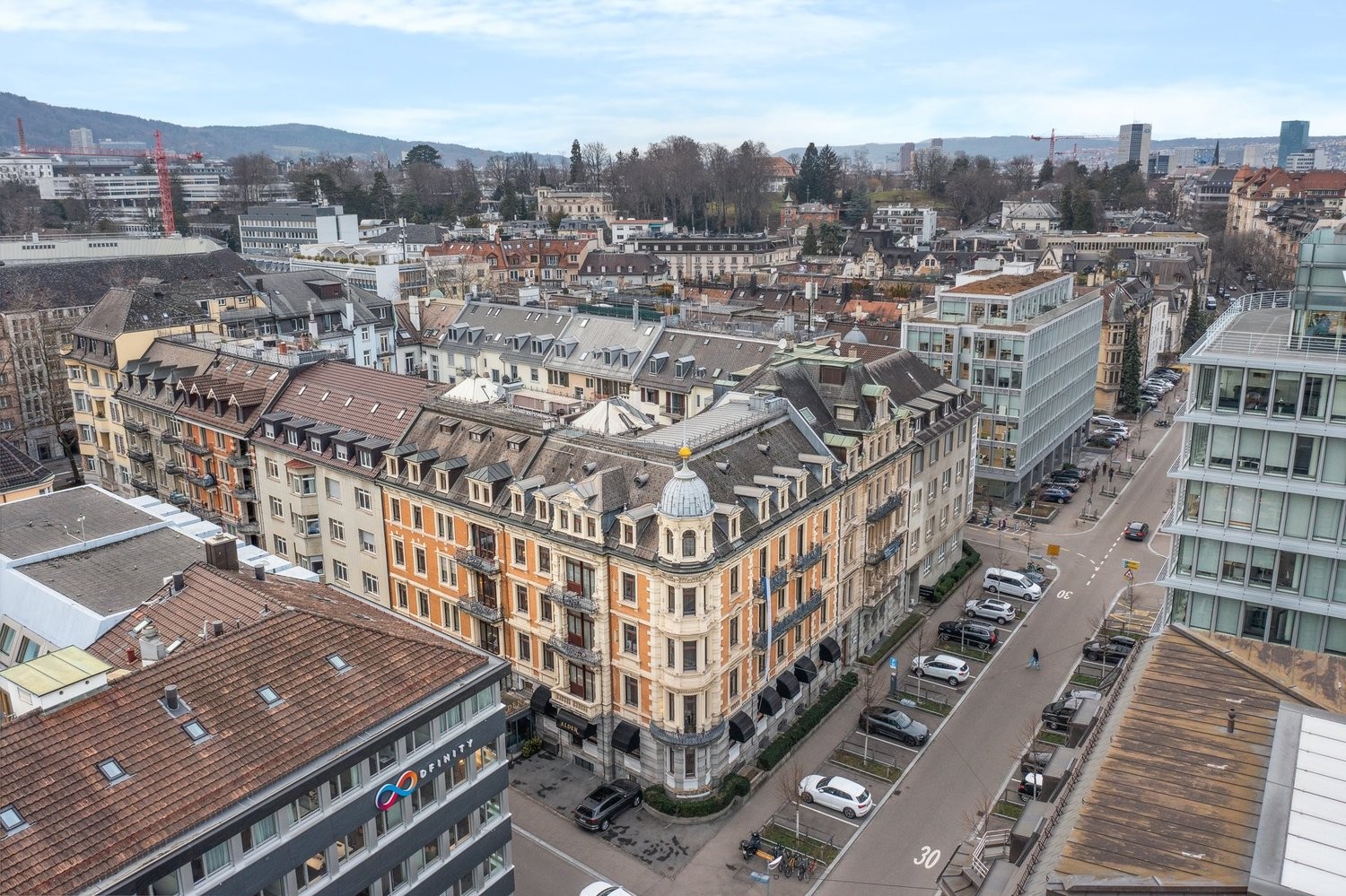 58m² office