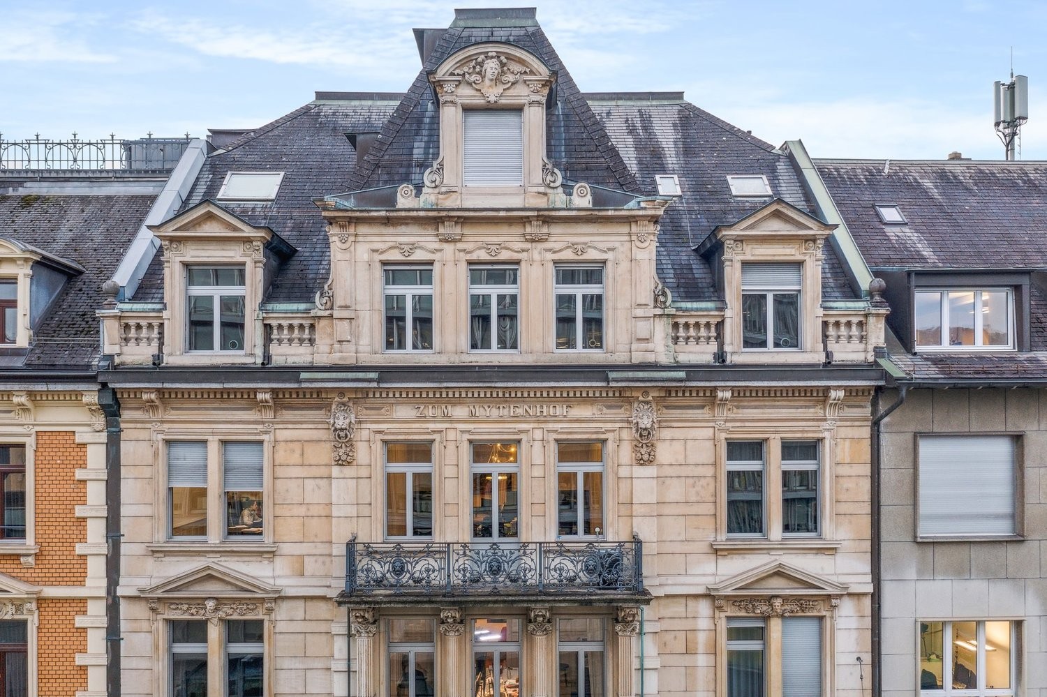 58m² office