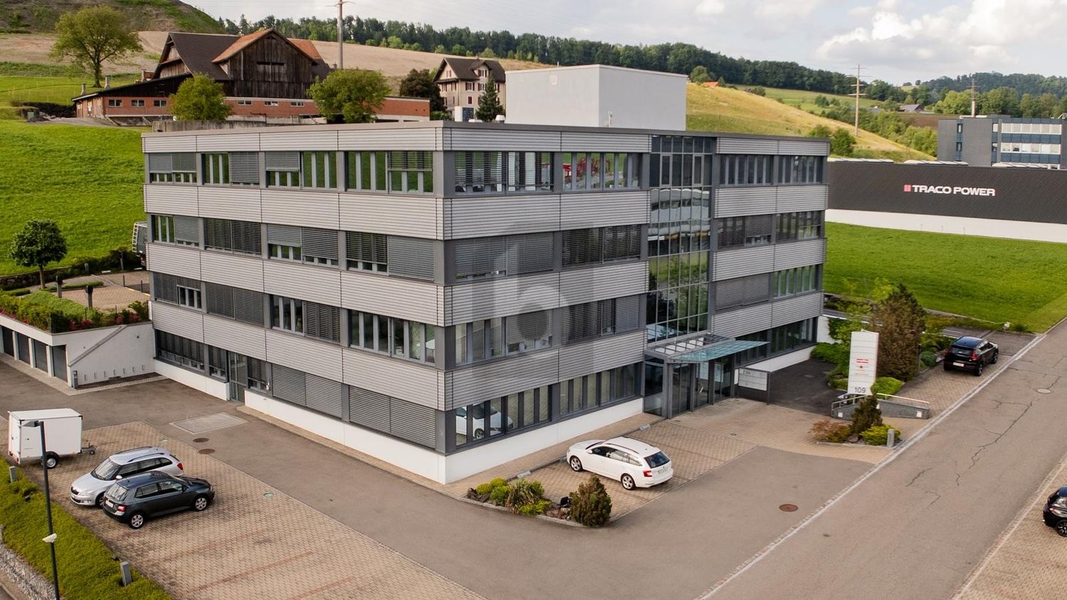 347m² office, Foto 1 von 4