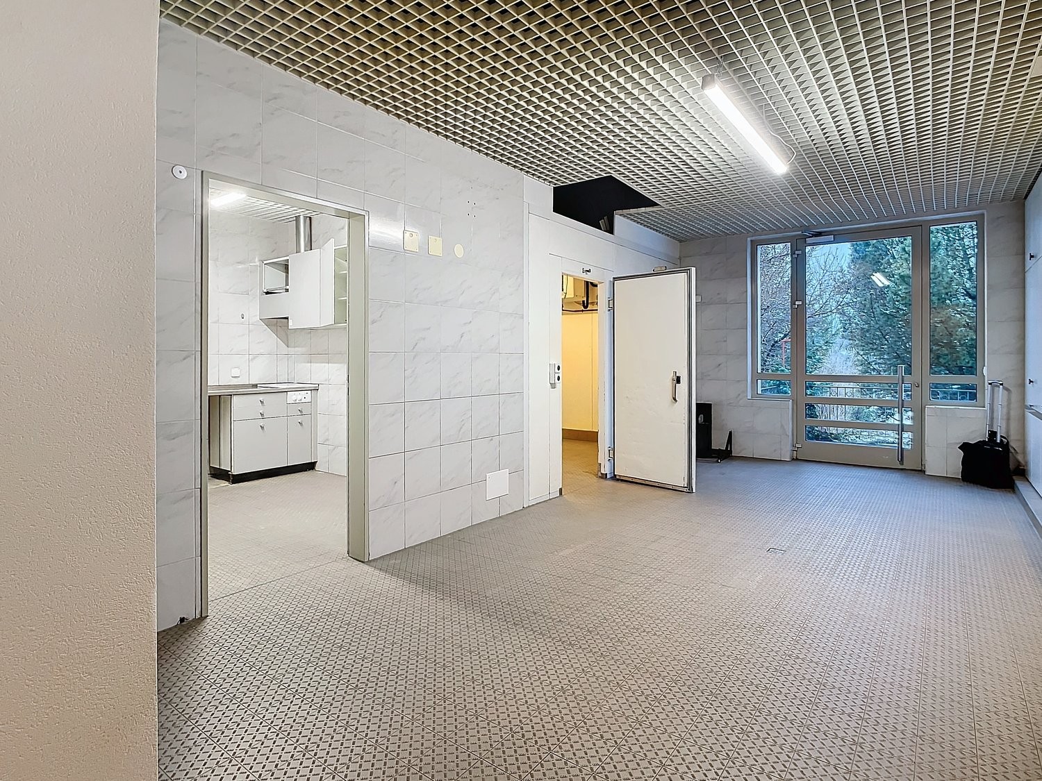 90m² shop, Foto 4 von 7