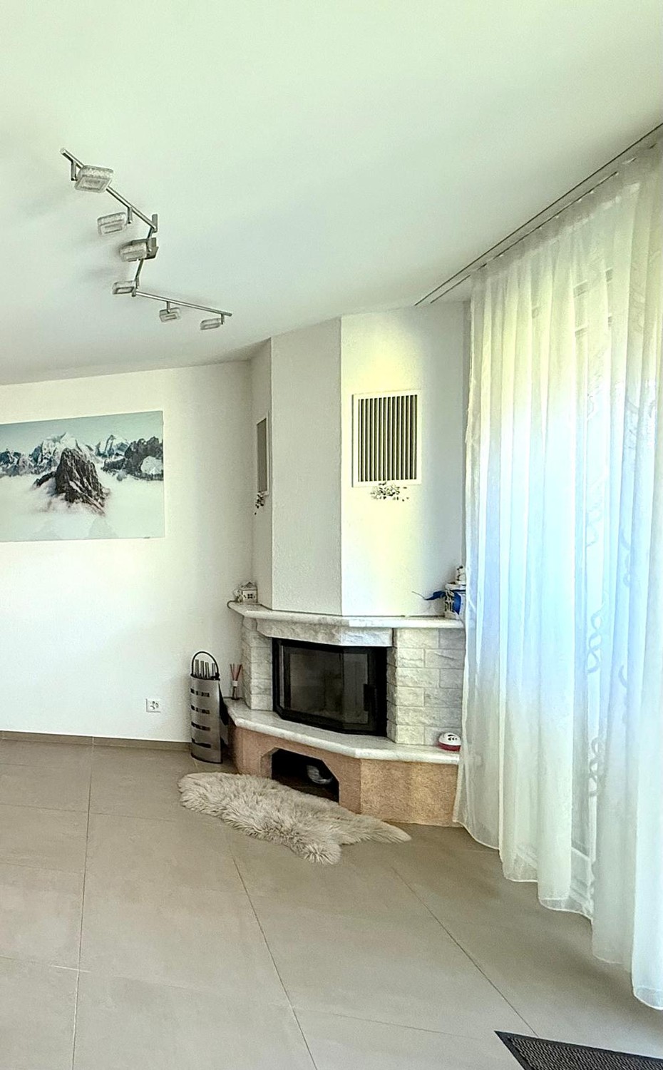 6 rooms single house