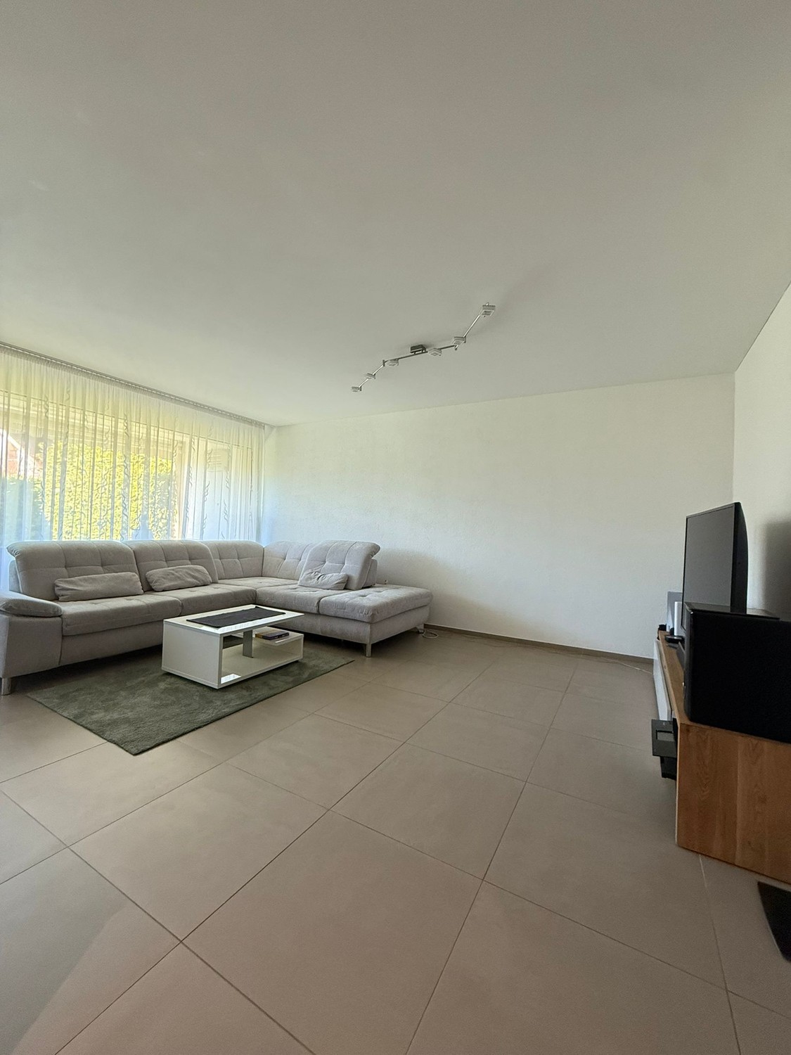 6 rooms single house