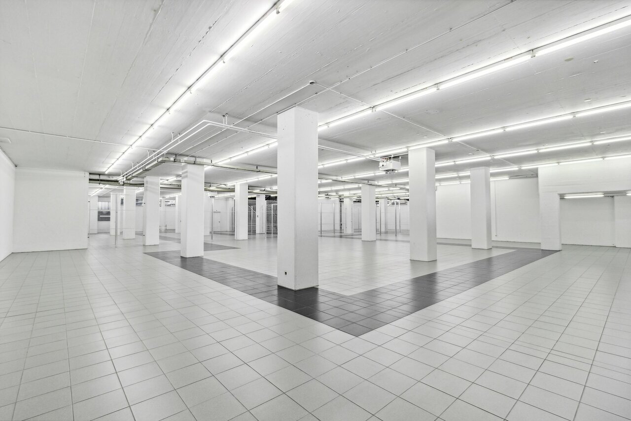 369m² storage room, Foto 7 von 10