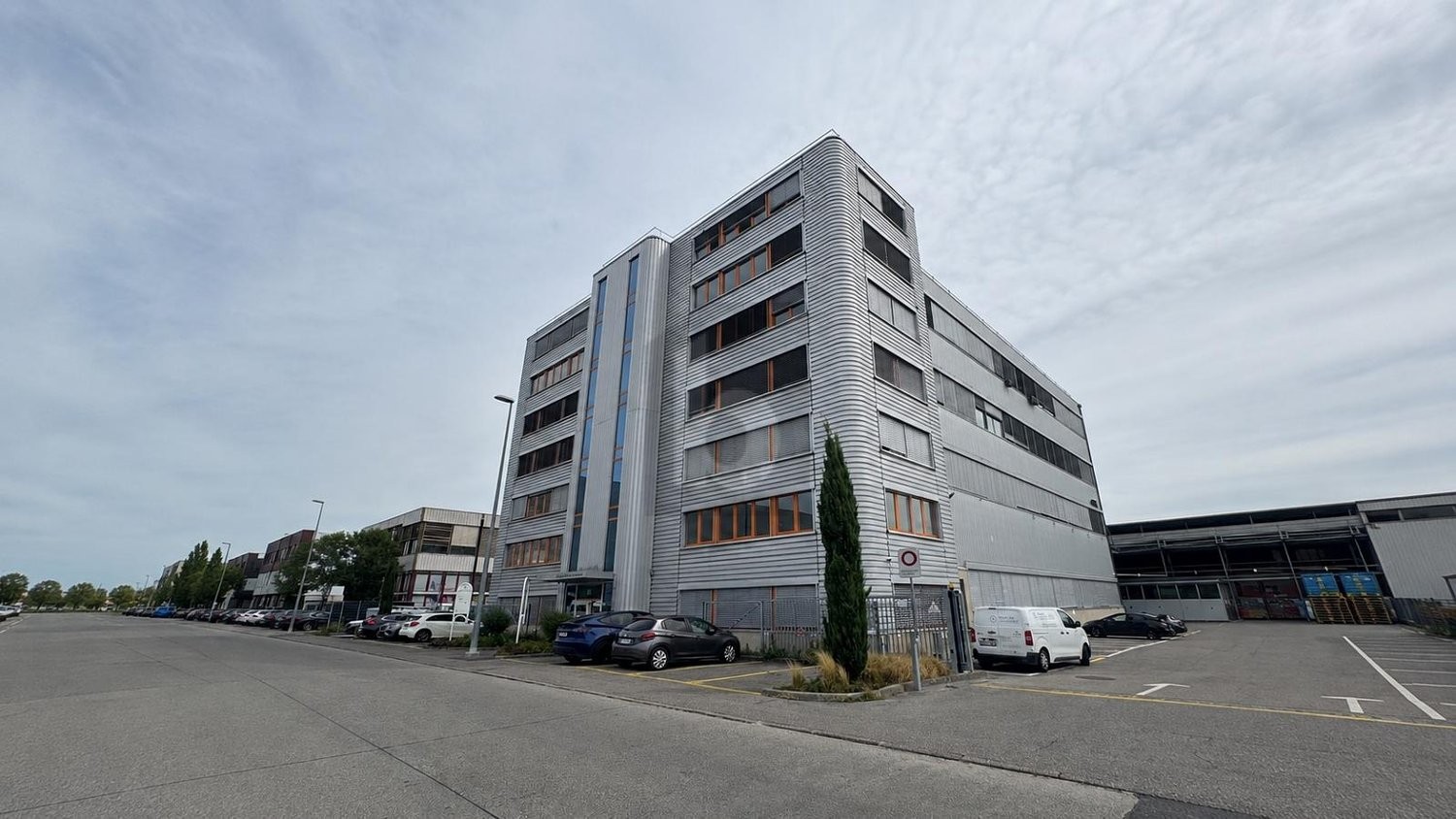 140m² Büro
