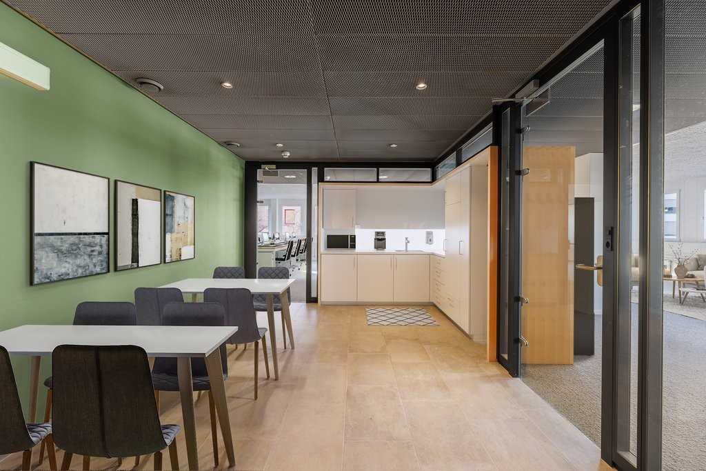 3377m² office, photo 4 of 6
