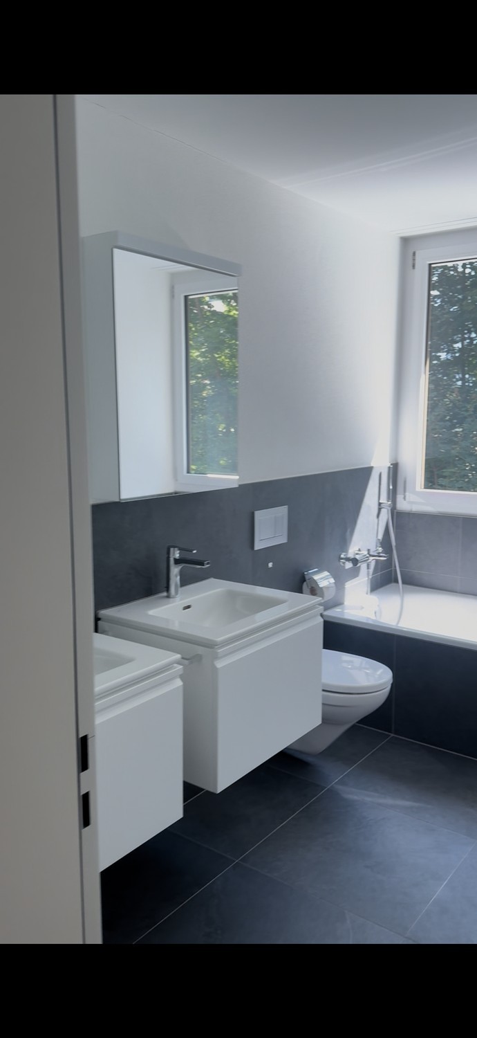 5 rooms apartment