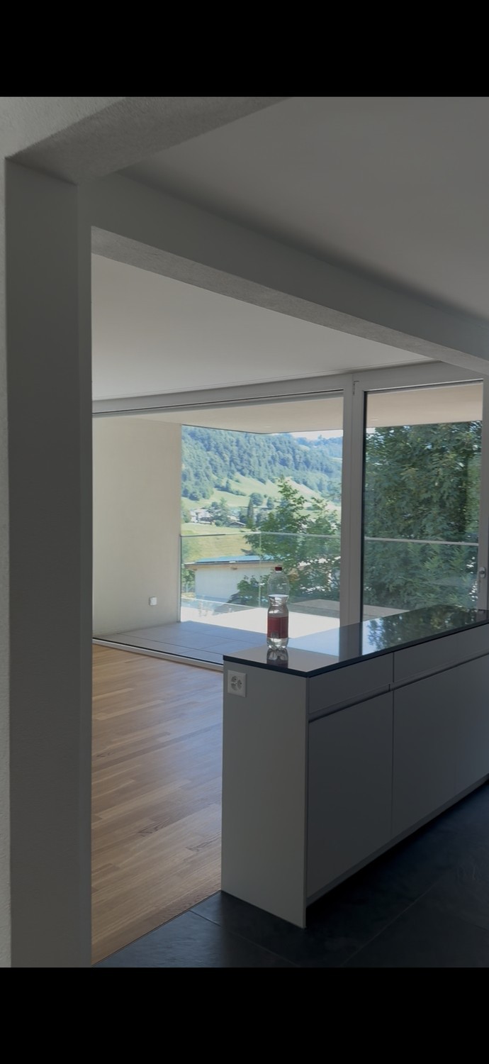 5 rooms apartment